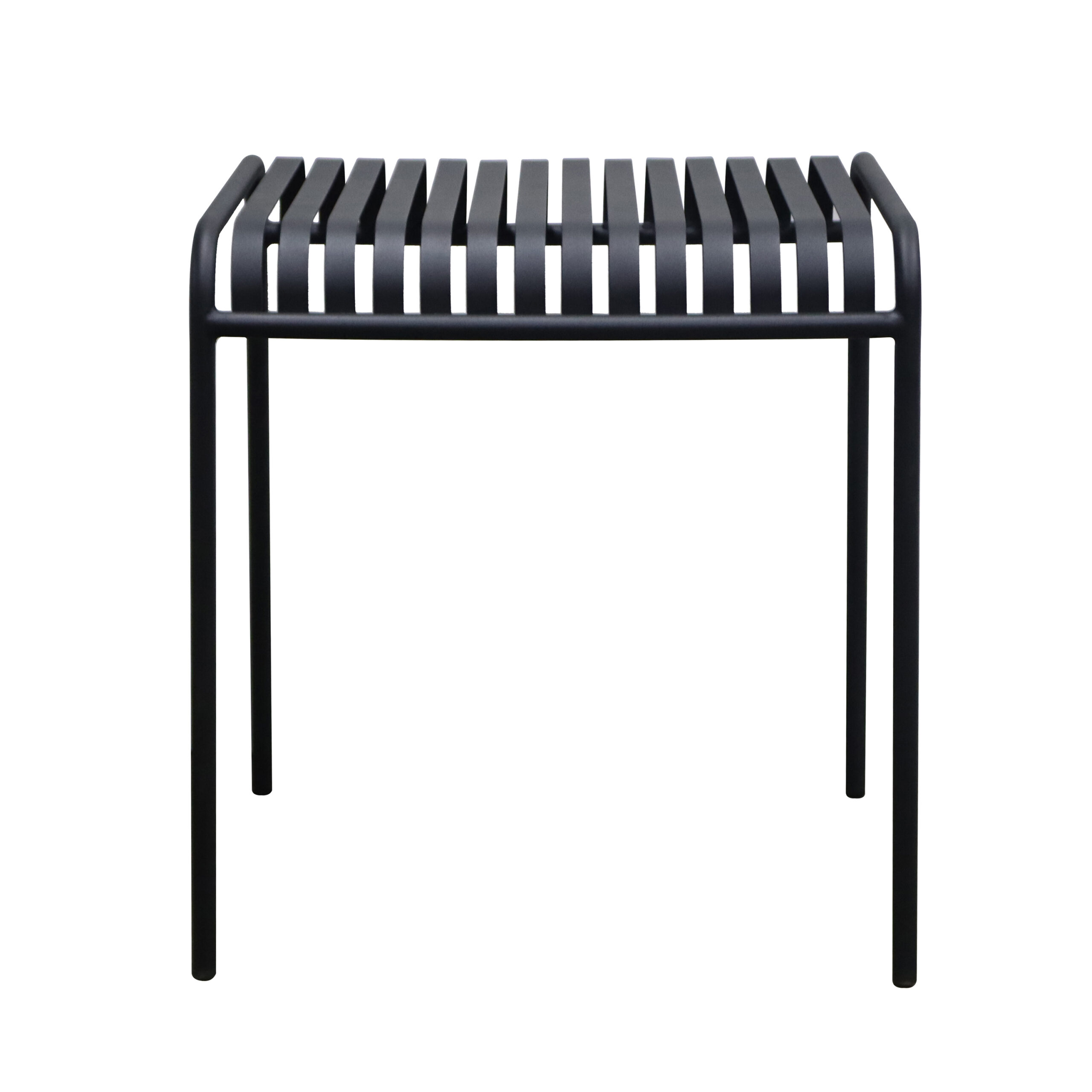 enid_28_outdoor_table_01